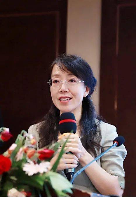 华中科技大学教育科学研究院教授刘亚敏点评(左)△太原师范学院教育