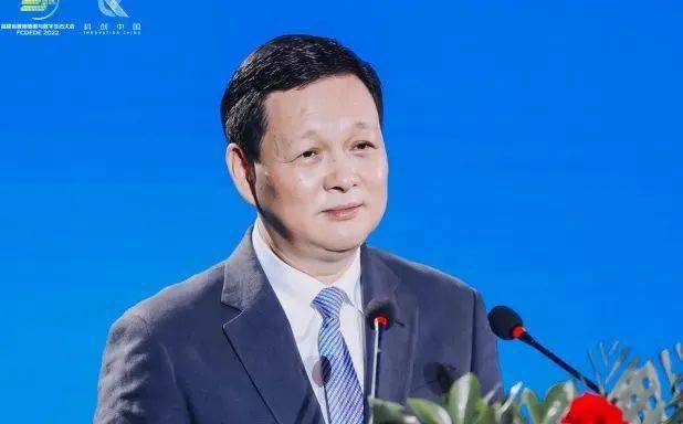 董事长钟军,福州新区管委会副主任,长乐区委书记何杰民发表活动致辞