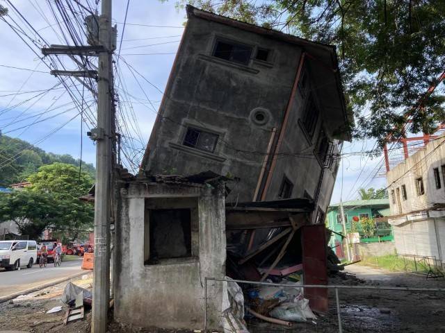菲律宾国家减灾委调整地震死亡人数为4人