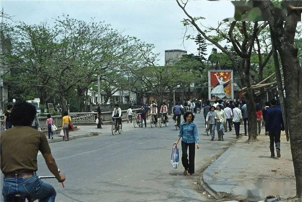 时代的烙印上世纪7080年代中国的一些老照片