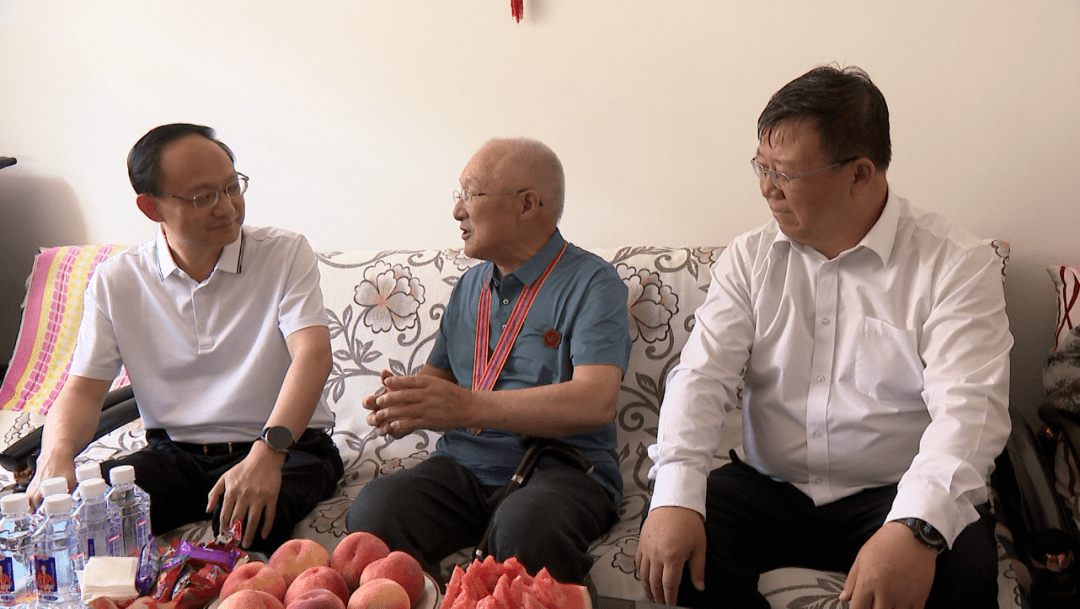 市委常委,金昌军分区政委刘东风,市委常委,市委政法委书记陈晰参加