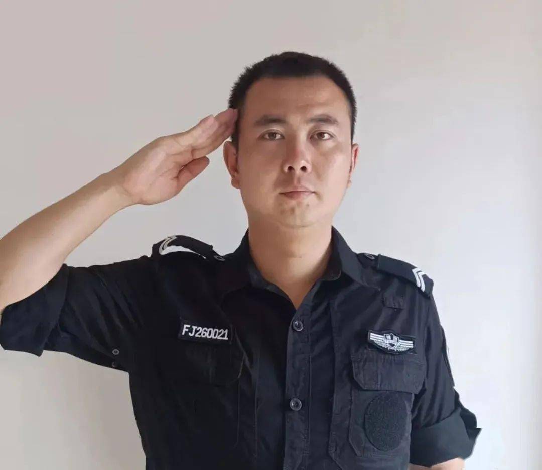 八一特辑 | 戎装换警服 初心永不改