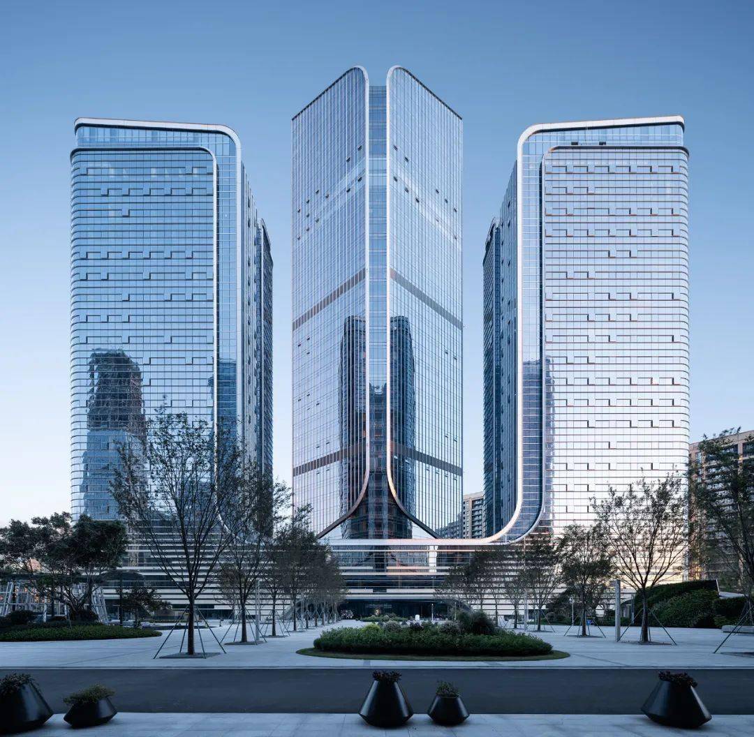 uas理事快讯浙大设计台州腾达中心打造多层级公共空间人景合一的高层