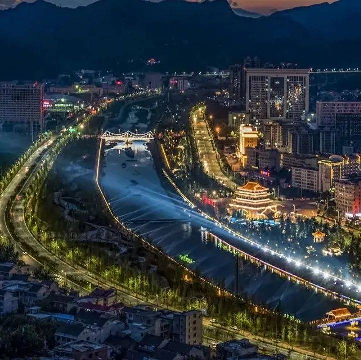夏日傍晚遛弯 走进商洛的夜_丹江_公园_夜晚