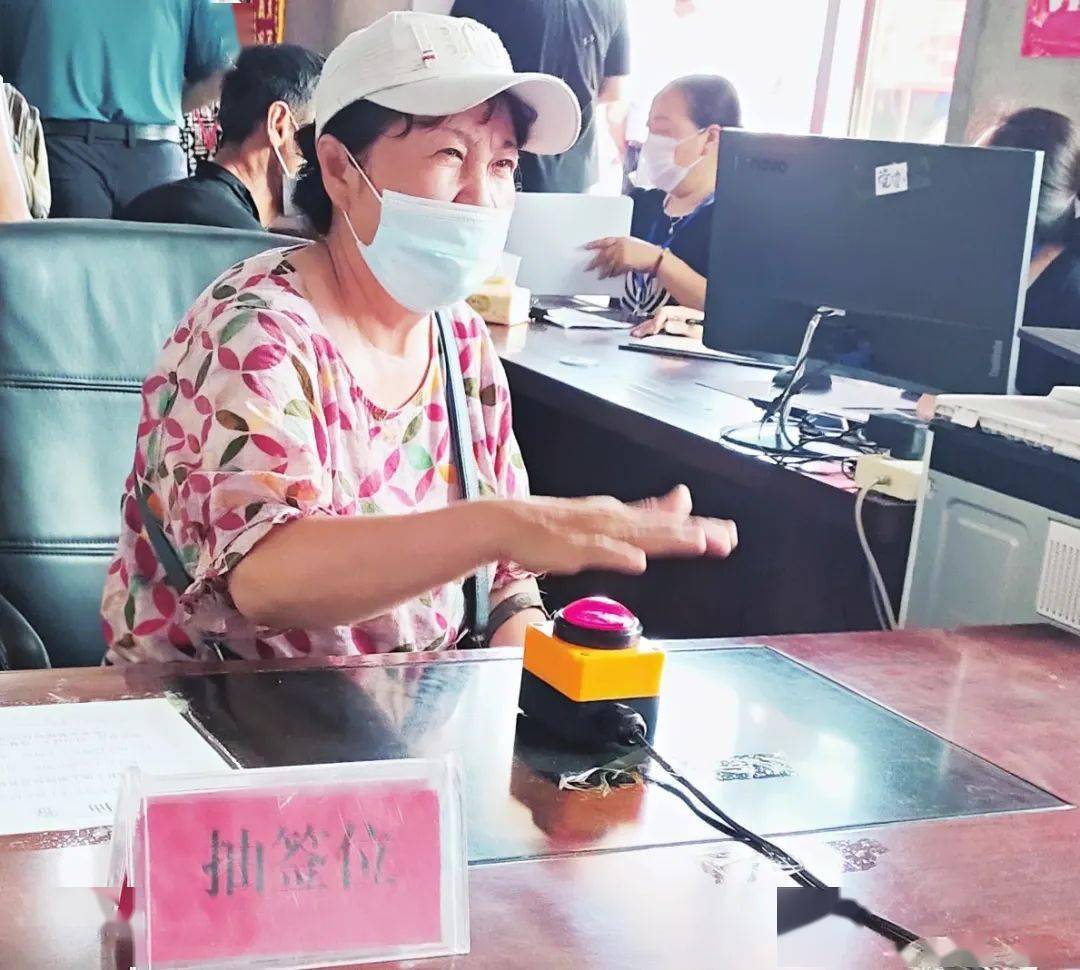 勃利县南岳山城西域棚改居住小区一期项目竣工2148户居民回迁安置