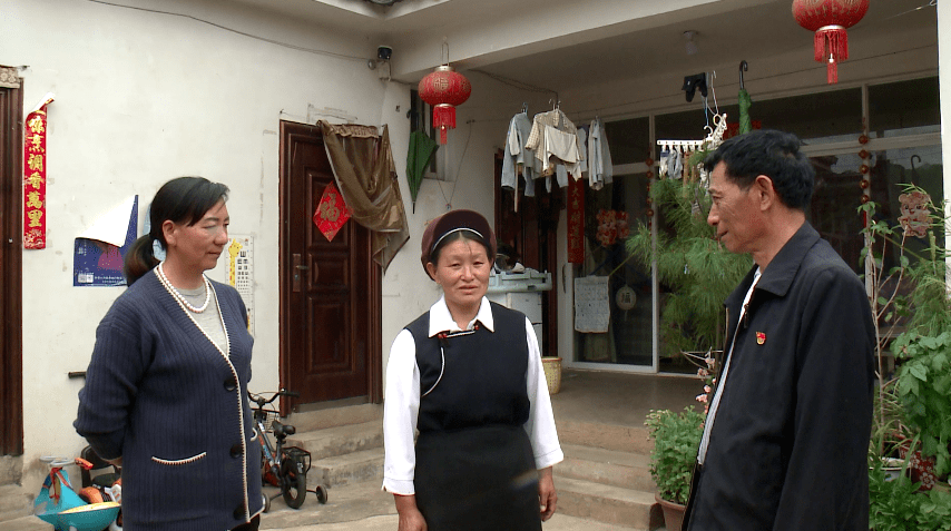 【学好身边人 做好当下事】杨义舒：村民幸福美好生活的领路人