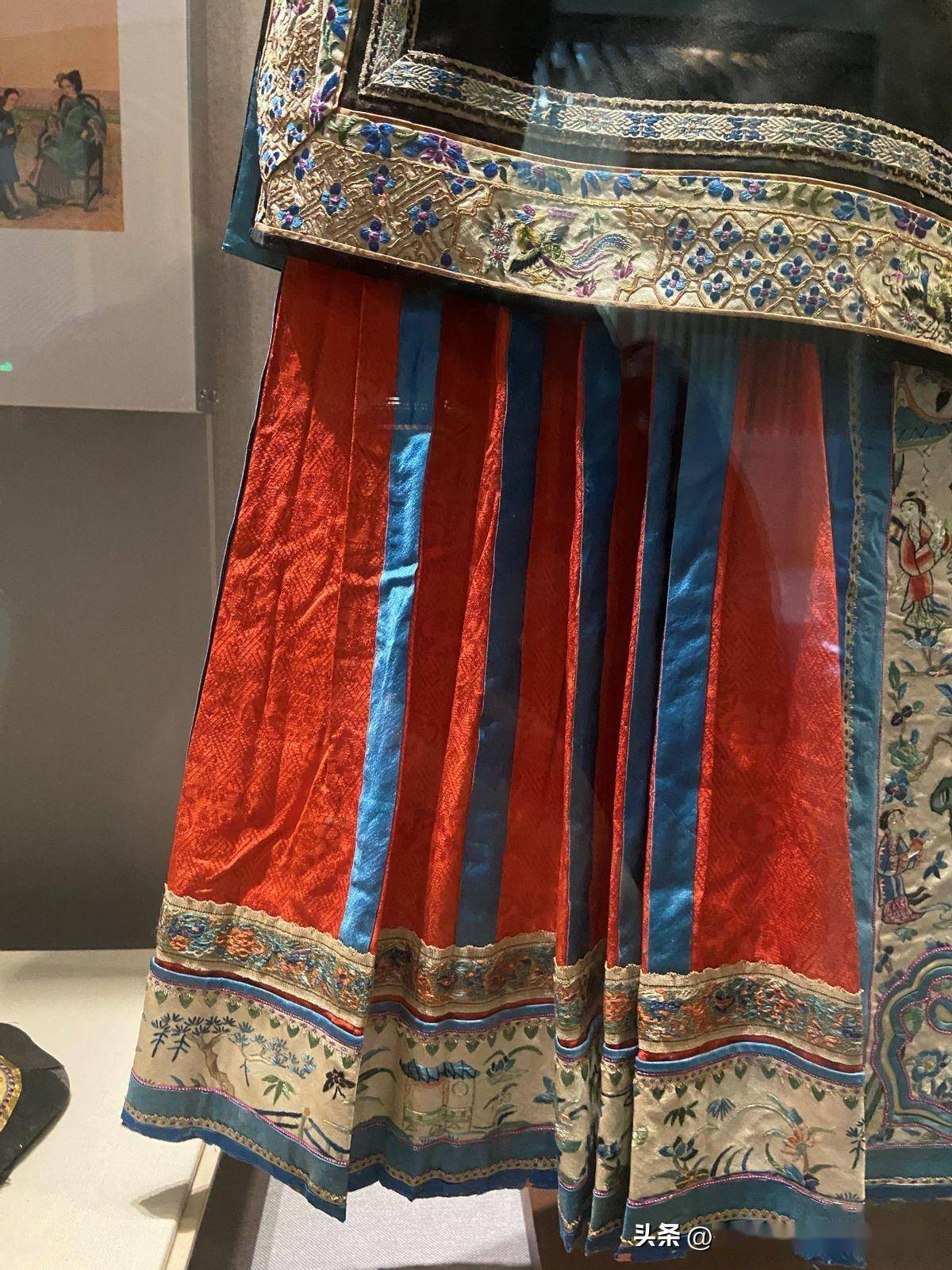 丝绸博物馆:正宗马面裙_清代_女子_手工