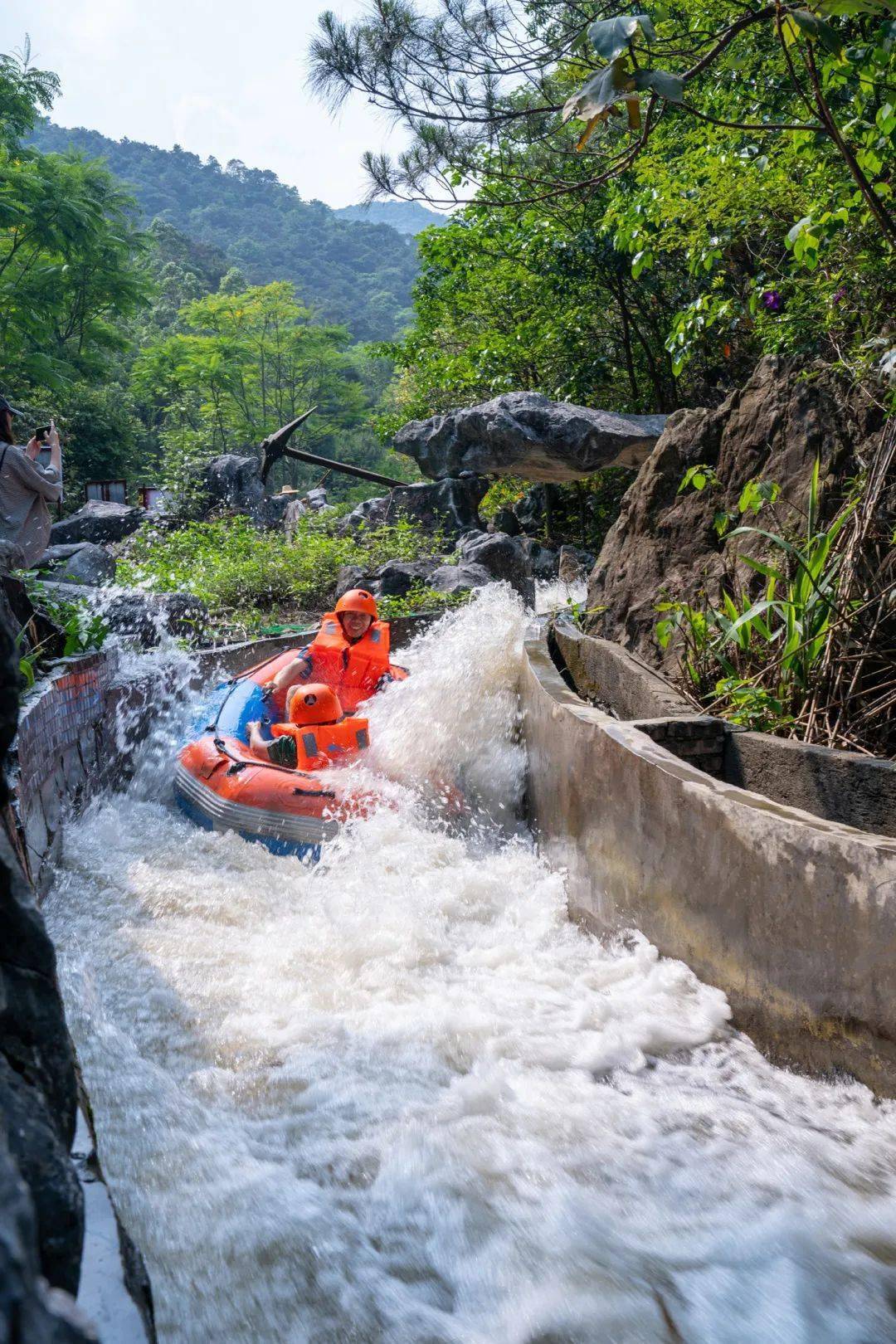 送牛仔谷全程漂流 金溪谷瀑布探险套票!_温泉_门票_补差