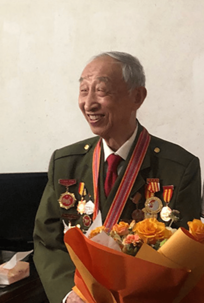 90岁抗美援朝老兵刘石安逝世，18岁参加长津湖战役
