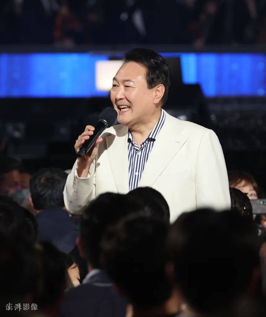 韩国公布特赦名单：有他，没他→_https://www.jinrisc.com_站长资讯_第1张