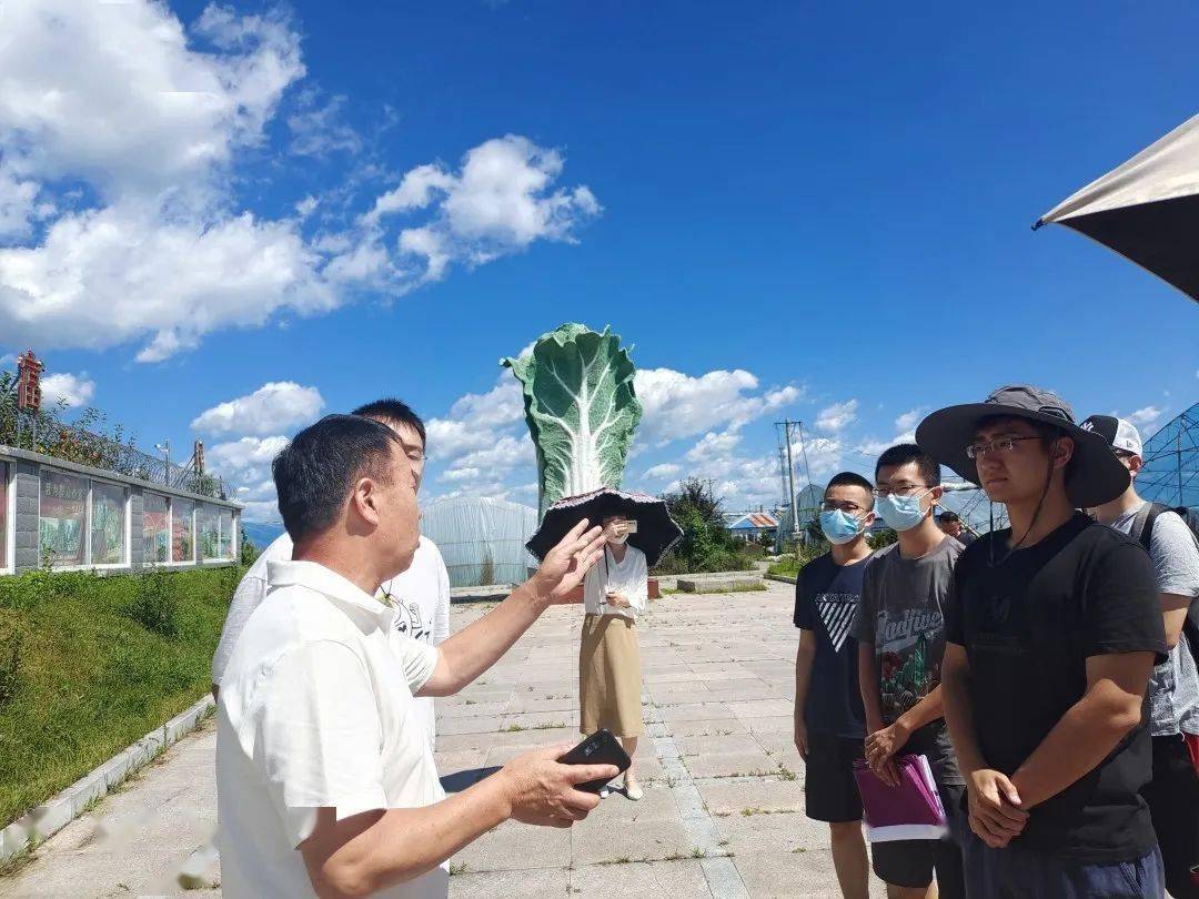 海林市魏红梅图片