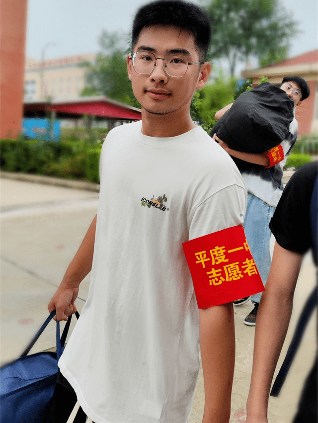 平度一中,我来啦!_学妹_服务_新生