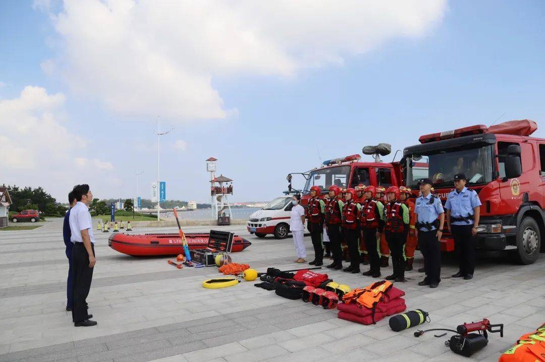 崮山镇海上联合应急救援队成立仪式暨海上联合应急救援演练活动举行