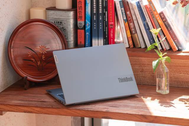 AMD 锐龙 7 6800H + RTX 2050 的 ThinkBook 14+,如何在轻薄本里卷出新境界?