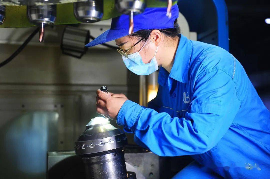 致敬 || 高温下的坚守,你们认真工作的样子"最美"!