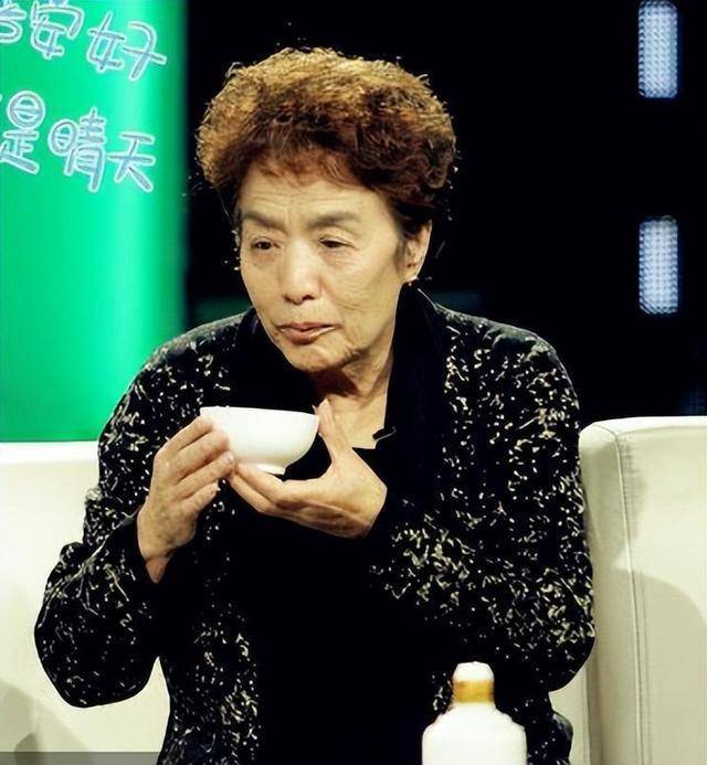 演员张秋歌:有过两段婚姻,和妻子相识9天就领证,66岁仍无子女_父母