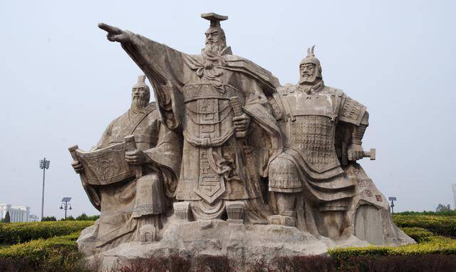 以"烛之武退秦师"为切入点,探寻秦穆公对晋国的态度及战略转变_秦国