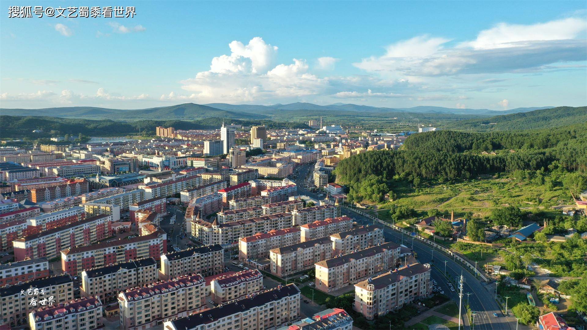 伊春是中国最适合避暑的城市,23度很舒服,主城区便让人流连忘返