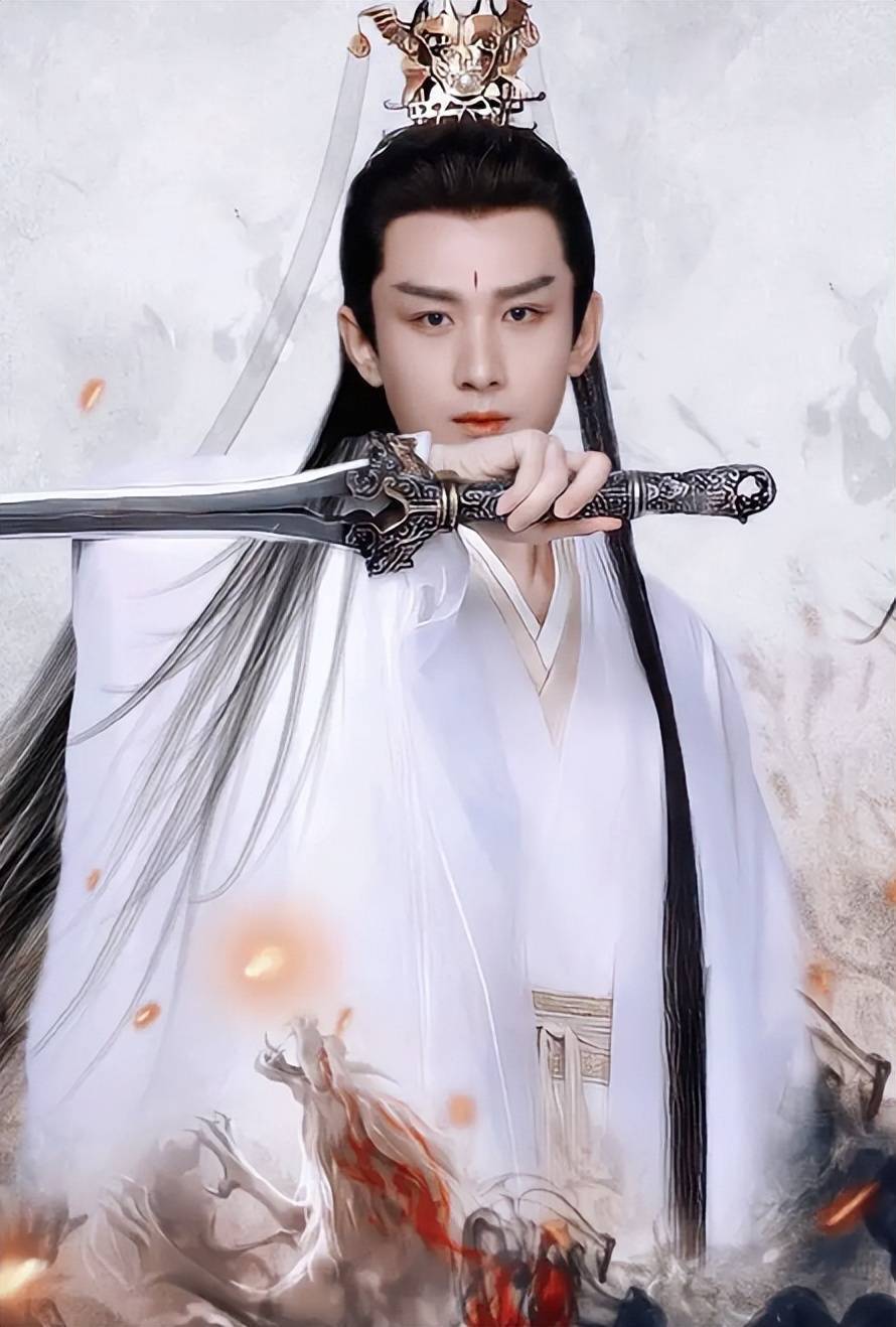 是天庭的青离应渊帝君,以及人间的少年捉妖师唐周,还有修罗界魔尊玄夜