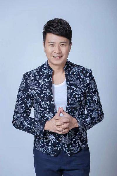 获首届中国农民艺术节·全国乡村歌手大赛一等奖,星光大道"月冠军",第