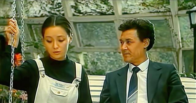 影后于慧:从影30多年,依旧没想过退出,嫁给医生丈夫幸福一生_小时候