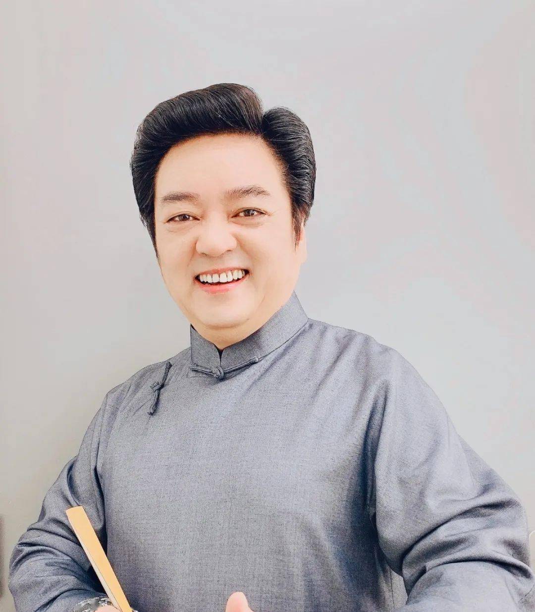 吴静国家一级演员,中国曲艺最高奖"牡丹奖表演",国家文化部"文华表演