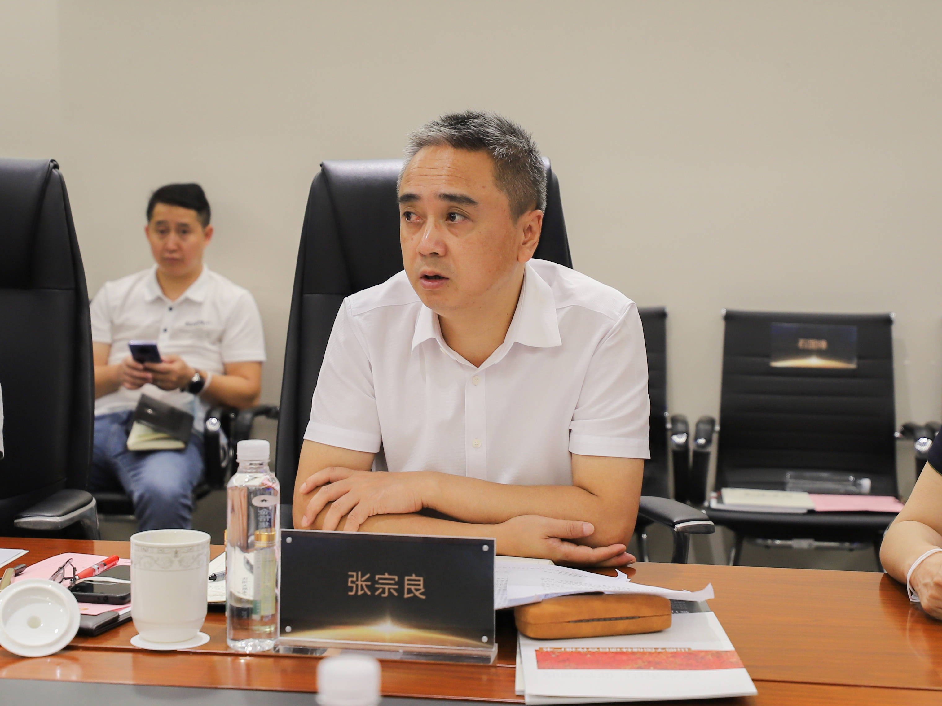 黔南州都匀市市委副书记,市长张宗良一行莅临金恪集团考察交流_山桐子