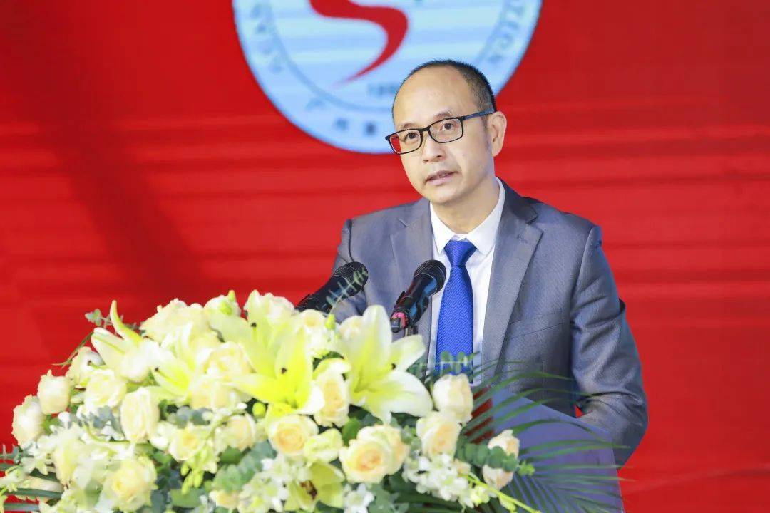广州青年商会换届 罗军连任会长_第六届理事会_社会_傅晓方