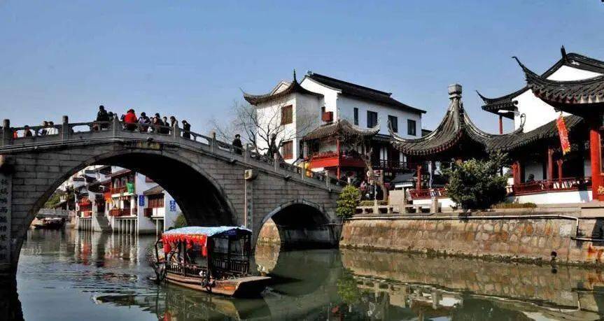 蒲汇塘流经七宝古镇春申塘小涞港漕河泾港因发源流经地域定名的河流有