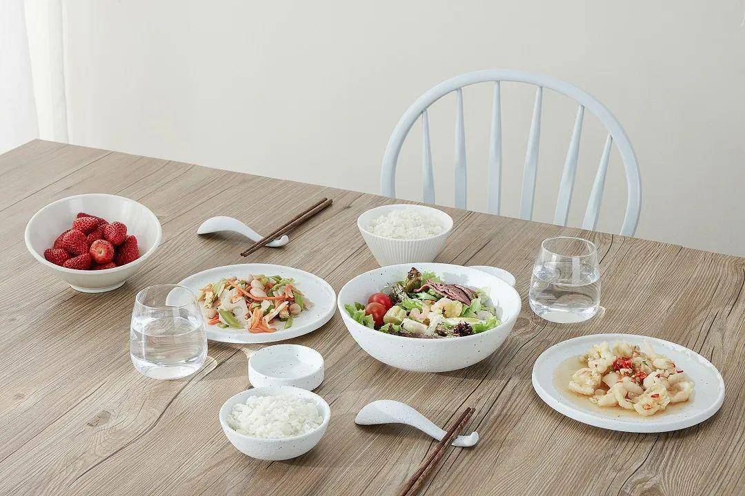 首店关门、加盟商被曝亏损 “舌尖英雄”切入预制菜失败?(图1)