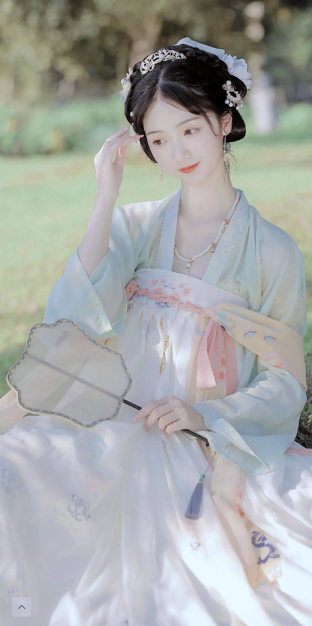 网红,明星,名模,自拍,街拍,写真,古风汉服,cos等美女壁纸