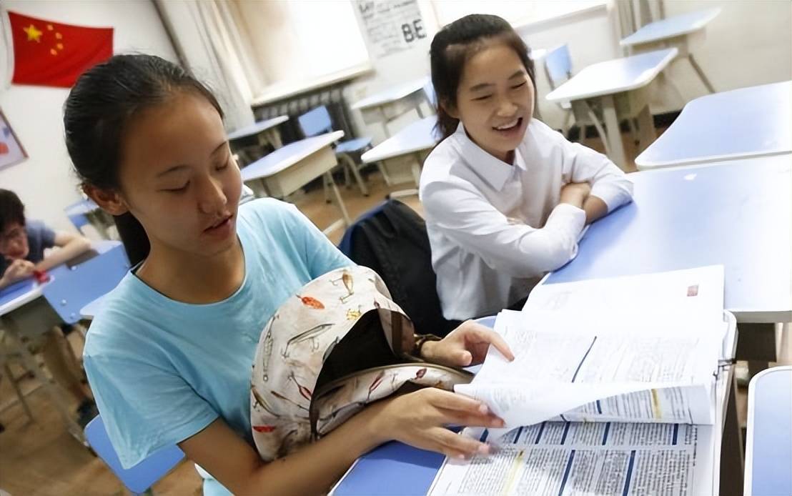 "拿的都是本科毕业证,但是差别真的很大_本生_大学_差距