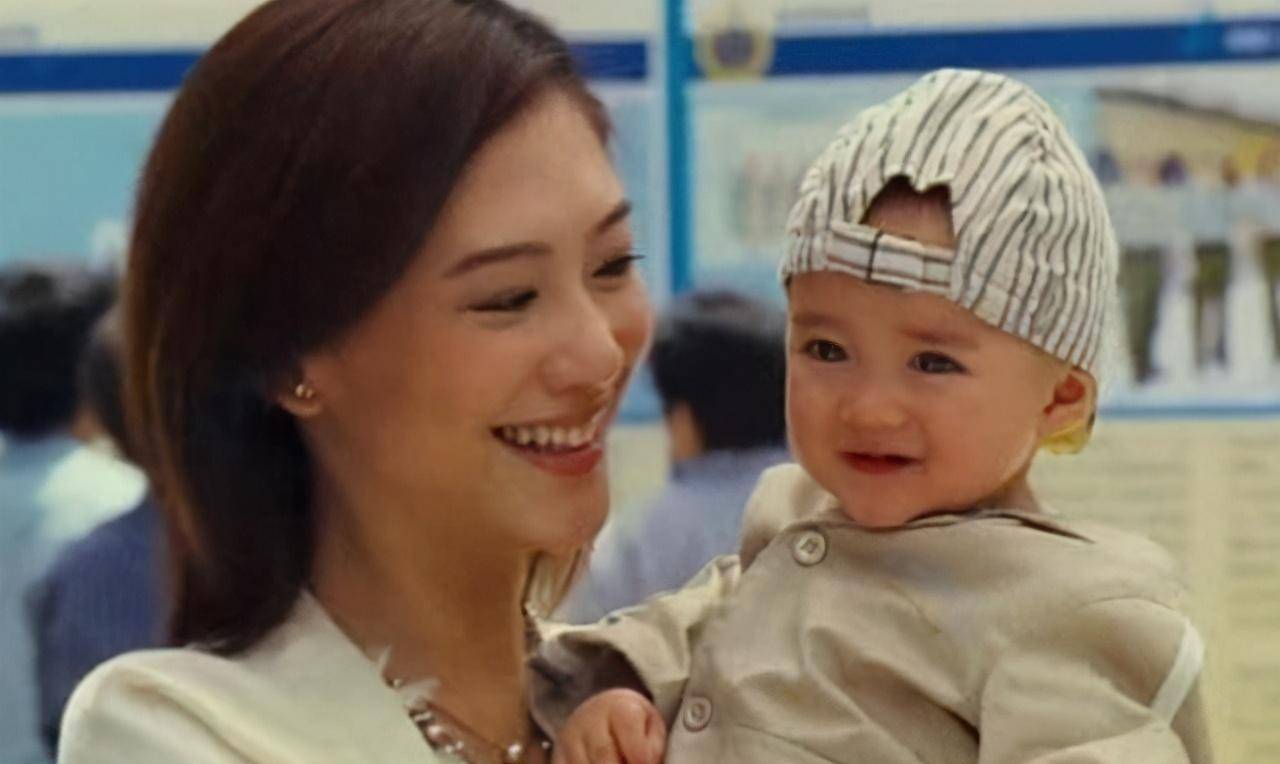 当年在《宝贝计划》里的小男孩,曾很招人喜欢,如今长成啥样了?