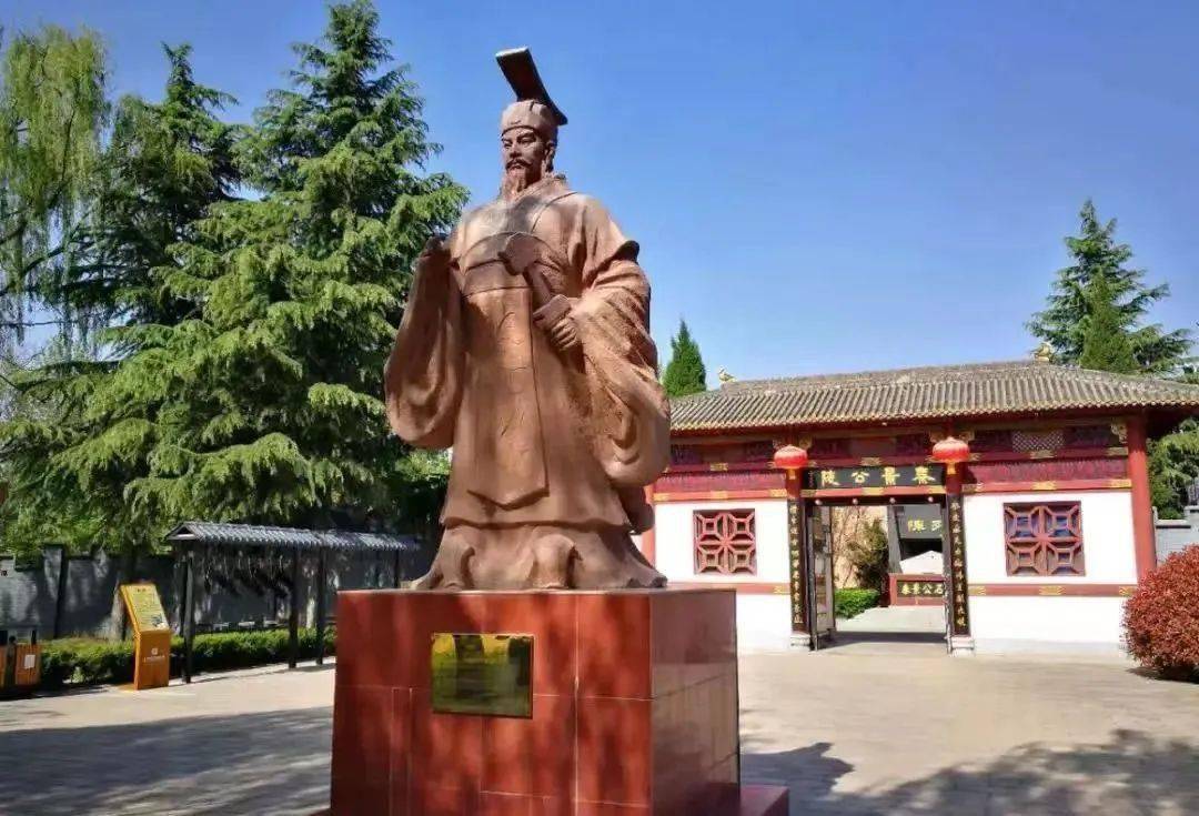 秦穆公不过这样我们也能认识他们都齐刷刷"戴"上了口罩这些人物也太