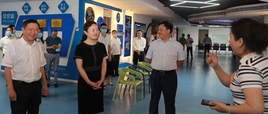 卢红在调研民营企业时强调 稳住市场主体 提振发展信心_重庆_陶然_经济
