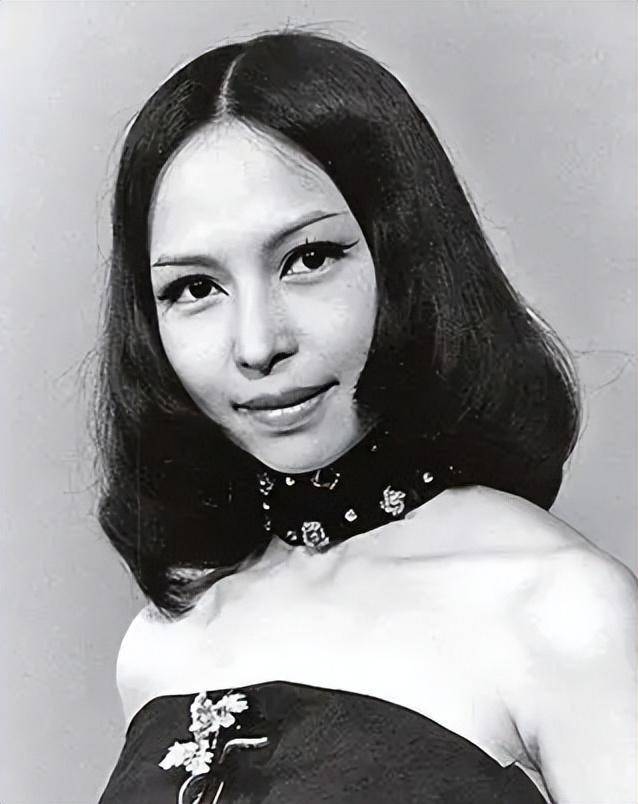 一脱成名逢戏必火,中年却回大陆,为祖国投资导航事业_tina_蒂娜_香港