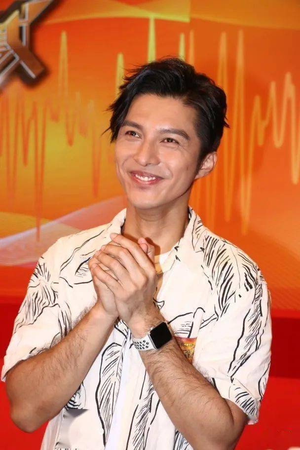 黄嘉乐初为人夫 笑言未惯被叫老公