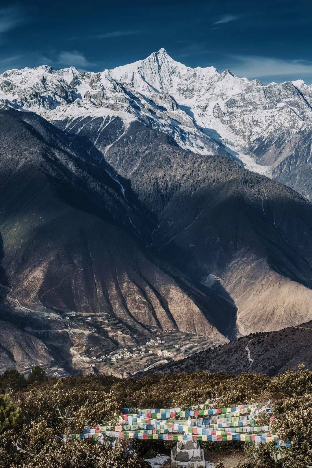 一起看看云南西部的高山流水_梅里雪山_怒江_横断山