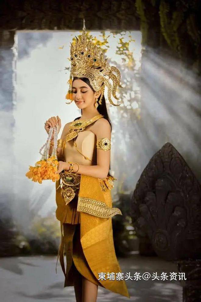 柬埔寨小公主身穿仙女服装美照曝光!网友:不愧是王室血脉!
