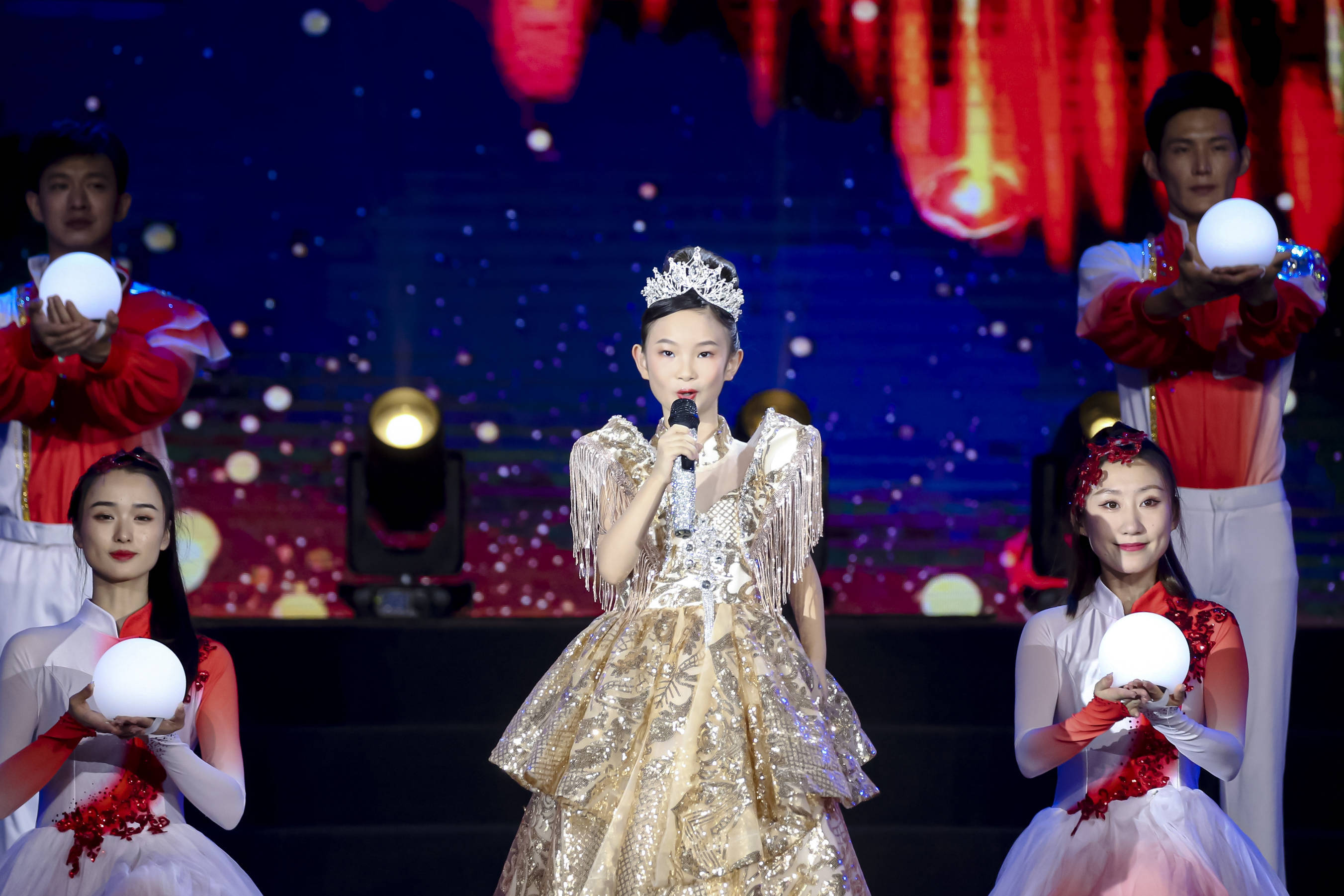 第七届中国小童星艺术盛典百名"骄傲少年"绽放奥体_舞台_梦想_疫情