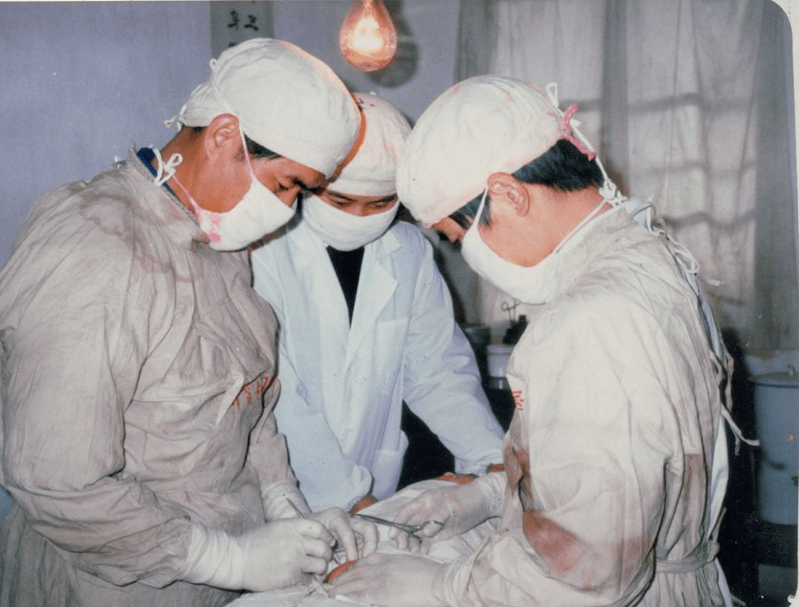 80年代即开展了胰,十二指肠肿瘤等难度较高的手术,曾是云和老百姓口口