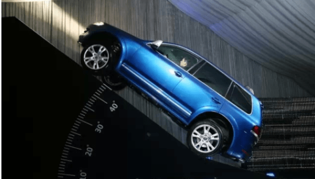 你不得不知道的汽车上坡5大技巧！_搜狐汽车_搜狐网