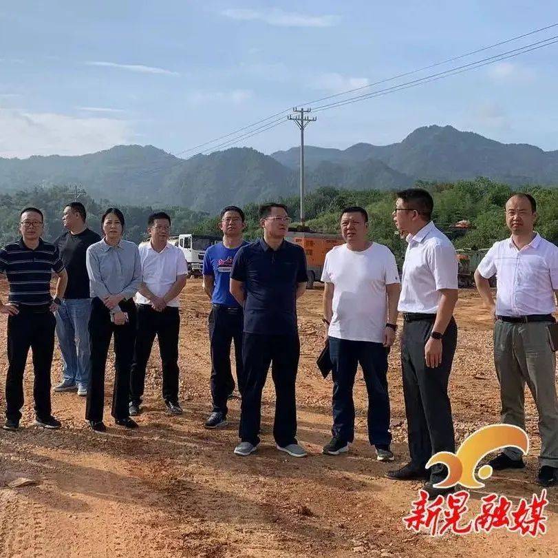 杨鹏主持召开在建项目调度推进会_建设_园区_产业
