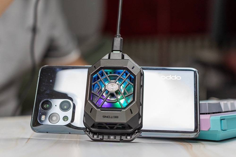 北通千机寒散热器,三档智能控温,让你的手机迅速“退烧”