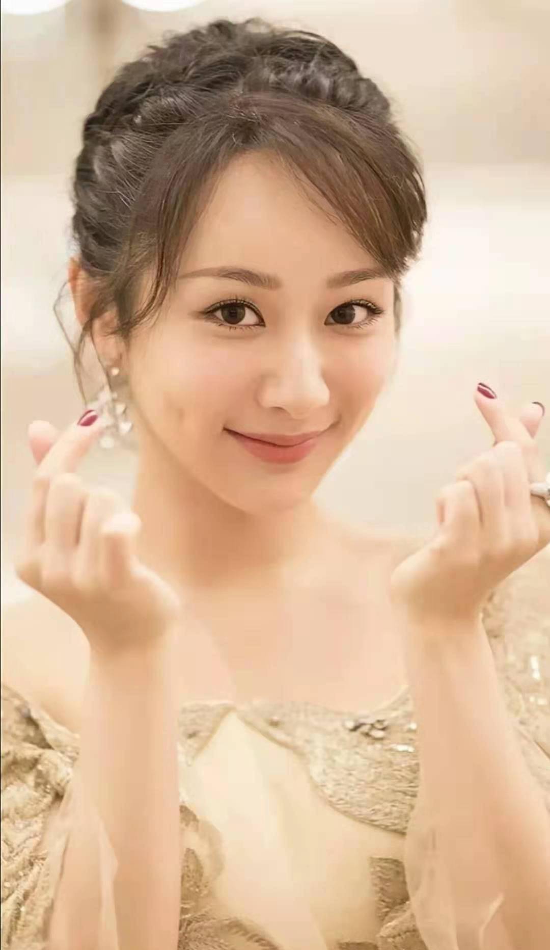 娱乐圈最旺夫的女明星杨紫让你了解杨紫努力的经历故事_秦俊杰_张