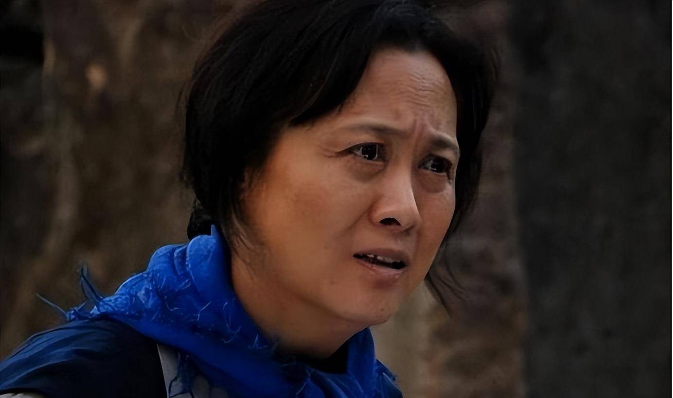 柏寒:父母和丈夫接连离世,57岁她也撒手人寰,一生比黄连还苦_母亲