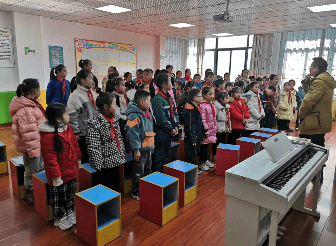 由杭合帮扶的"领航少年"合唱团百丈分团我们的希望我们希望让孩子们在