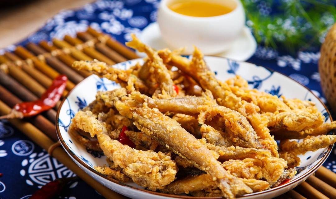 炸酥鱼,为何自己炸的又黑又不脆?