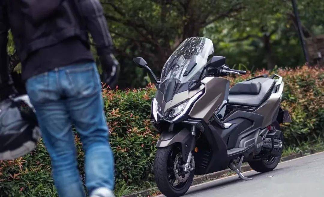 光阳新款ak550中国台湾上市丨业界_搜狐汽车_搜狐网