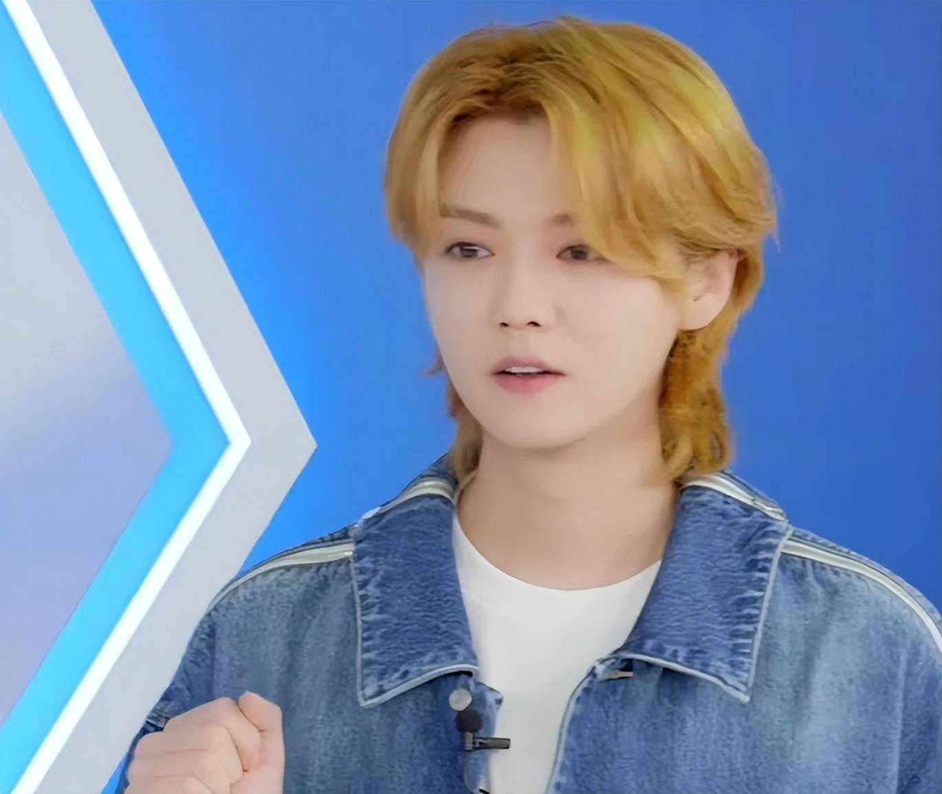 鹿晗狼尾造型直播亮相,自曝正在筹备秘密东西,疑似向关晓彤求婚_时间